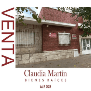 Casa Céntrica: Av Rioja y San Luis.