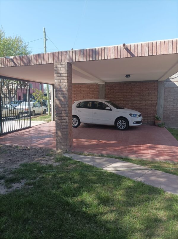 Venta: Casa B. Walter Merchel, Capital - Imagen 2