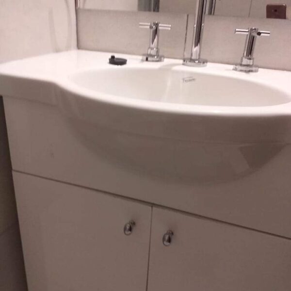 Alquiler Monoambiente Av. Ignacio de la Roza prox Segundido Navarro. Categoría - Imagen 4