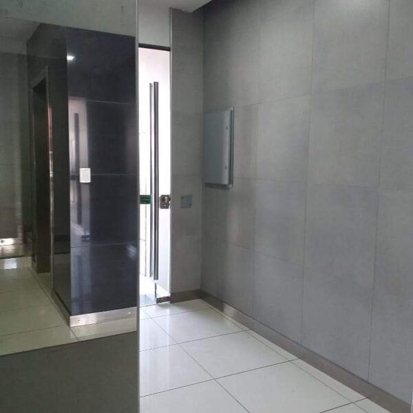Alquiler Monoambiente Av. Ignacio de la Roza prox Segundido Navarro. Categoría - Imagen 8