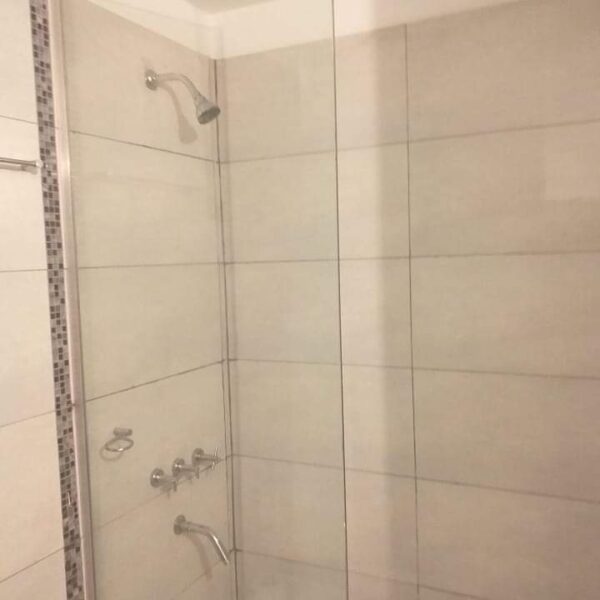 Alquiler Monoambiente Av. Ignacio de la Roza prox Segundido Navarro. Categoría - Imagen 6