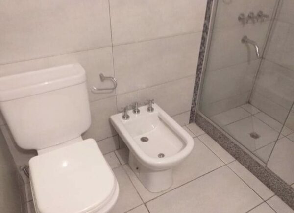 Alquiler Monoambiente Av. Ignacio de la Roza prox Segundido Navarro. Categoría - Imagen 5