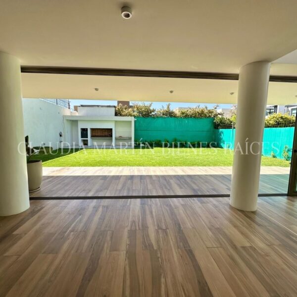 Espectacular casa a estrenar en Barrio Privado Ayres del Libertador, Rivadavia. - Imagen 5